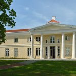 Główny budynek Majątku Kõue. Zdj. Ivar Leidus / Wikipedia / CC BY-SA 3.0 EE.