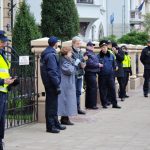 Przemawia Tatiana Żdanok. Protest Rosyjskiego Związku Łotwy za niepodległą Katalonią. Zdj. Rosyjski Związek Łotwy / Facebook.