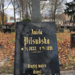 Nagrobek Anieli Piłsudskiej na cmentarzu Hietaniemi