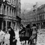 Weissgerberstrasse w Królewcu po bombardowaniu. Zdjęcie archiwalne.