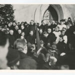 Pogrzeb Jonasa Basanavičiusa, uroczystości na cmentarzu na Rossie, przemawia Danielius Alseika, 21 lutego 1927, aut. nieznany, Lietuvos mokslų akademijos Vrublevskių biblioteka.