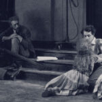 Scena z planu filmu „Gunnar Hedes saga”. Widoczni Julius Jaenzon, Mauritz Stiller, Mary Johnson i Einar Hanson. Zdj. Filmen i Sverige / CC0.